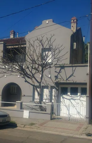 Casas en centro (estrada) 1